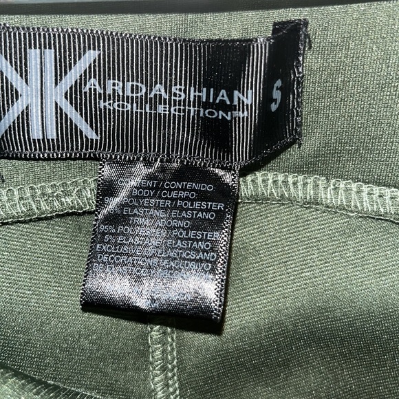 Olive & Black Pleather Small New Leggings - Picture 4 of 6